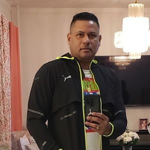 Meet your Posher, Ramon